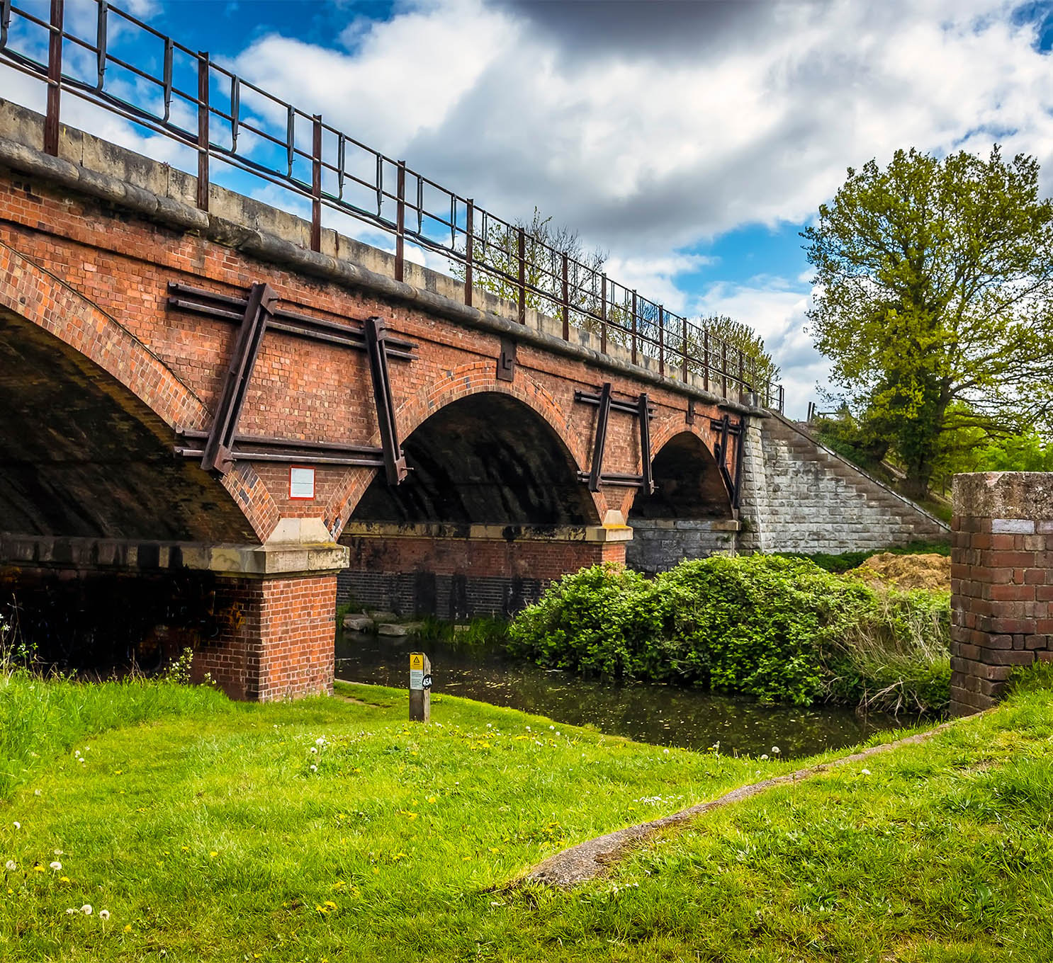 Clive Hopkinson Funeral Directors