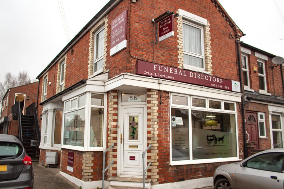 Cyril H Lovegrove Funeral Directors